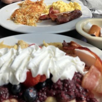 Amelia’s Hangar - Berry Crepes and The Spruce Goose - American Near Me - Bremerton, Washington Amelia’s Hangar - Berry Crepes and The Spruce Goose - American Near Me - Bremerton, Washington
