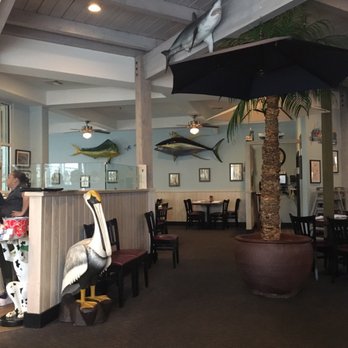 Salty Dog Bluffton - Pizza Near Me - Bluffton, South Carolina