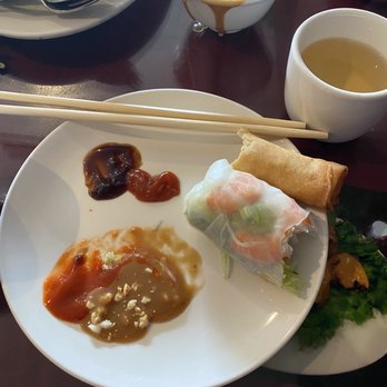 Pho Minh's - Shrimp Summer rolls and Spring rolls - Vietnamese Near Me - Linden, New Jersey Pho Minh's - Shrimp Summer rolls and Spring rolls - Vietnamese Near Me - Linden, New Jersey