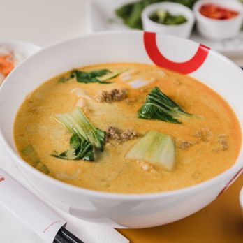ra'mien - Fliegende Nudeln mit Rindsfaschiertem und Kokoscurry - Asian Fusion Near Me - Vienna, 9 ra'mien - Fliegende Nudeln mit Rindsfaschiertem und Kokoscurry - Asian Fusion Near Me - Vienna, 9