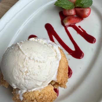 Coastal Kitchen - Butter Cake - New American Near Me - Dana Point, California Coastal Kitchen - Butter Cake - New American Near Me - Dana Point, California