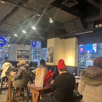 Paris Baguette - Inside - Coffee & Tea Near Me - New York, New York Paris Baguette - Inside - Coffee & Tea Near Me - New York, New York
