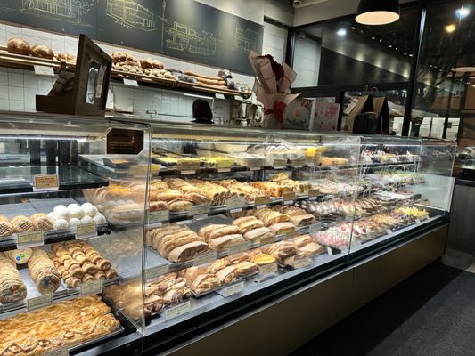 Breka Bakery & Café - Main st by null