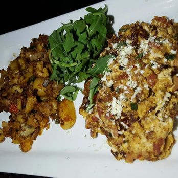 Bar Bistro - Cocktail Bars Near Me - Tacoma, Washington