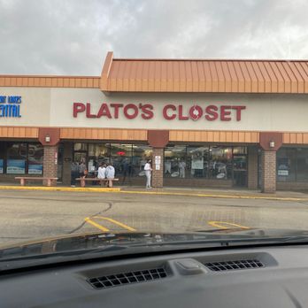 Plato's Closet - The "Mean Girl's" Plato's Closet Location... (HORRIBLE) - Used, Vintage & Consignment Near Me - Libertyville, Illinois Plato's Closet - The "Mean Girl's" Plato's Closet Location... (HORRIBLE) - Used, Vintage & Consignment Near Me - Libertyville, Illinois