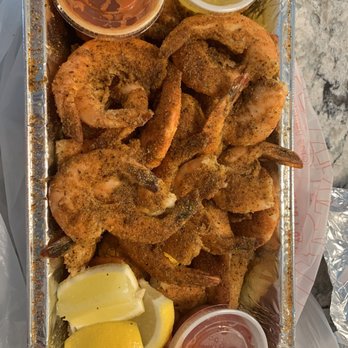 Macker Seafood - Mason Ave pot - 1lb shrimp, 1/2lb sausages, corn, potatoes, and hard steamed egg - Seafood Near Me - Daytona Beach, Florida