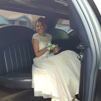 Amazing Limousines - Off to Junior Prom 2017! - Limos Near Me - Riverside, California Amazing Limousines - Off to Junior Prom 2017! - Limos Near Me - Riverside, California