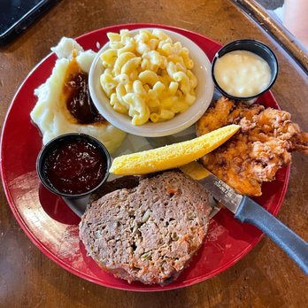 Ramsey's - Meatloaf, chicken tenders with sides - American Near Me - Lexington, Kentucky