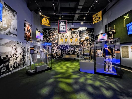 Senator John Heinz History Center by null