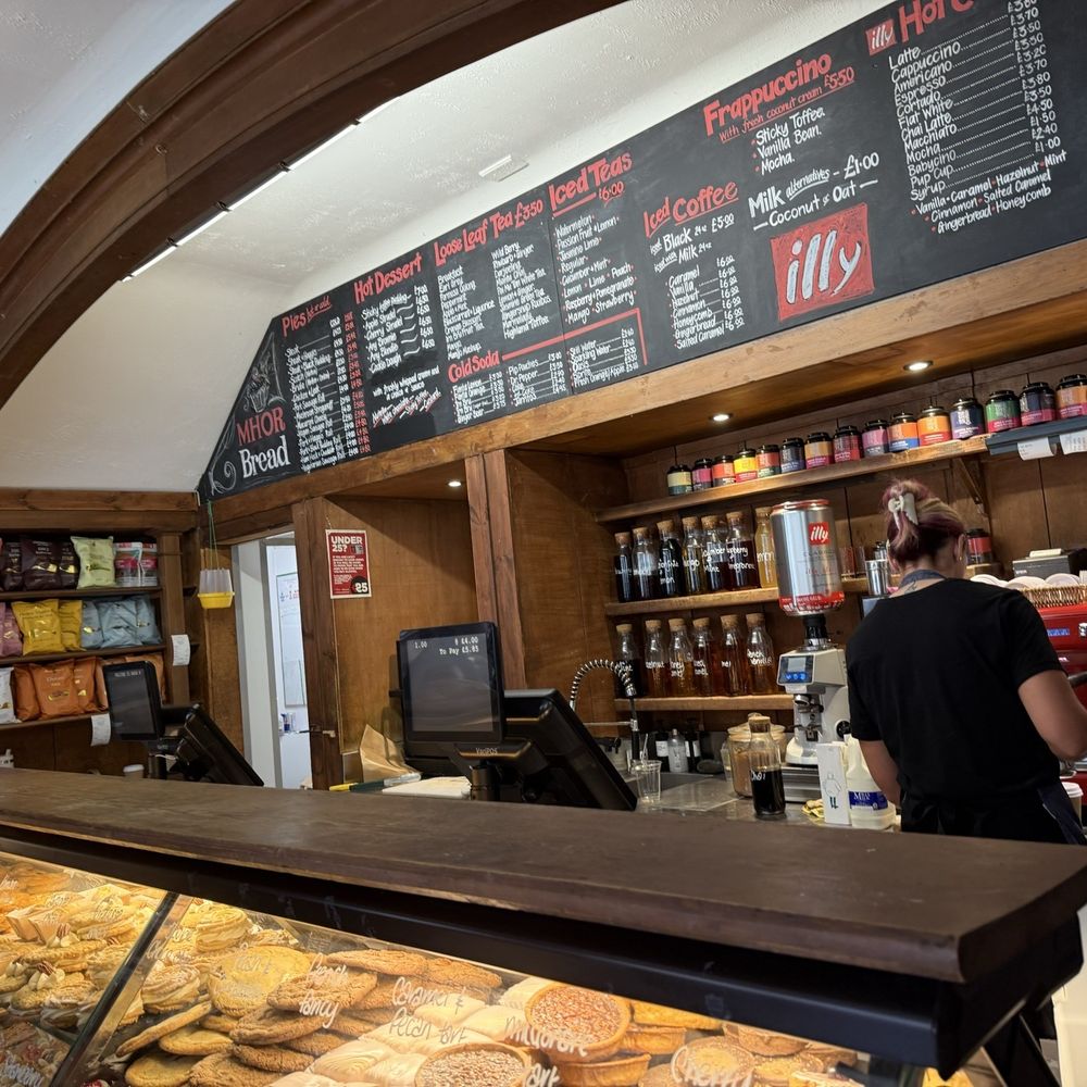 Mhor Bread - Coffee & Tea Near Me - Callander, STG Mhor Bread - Coffee & Tea Near Me - Callander, STG