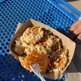 Chicken and the farm - PARMESAN FRIES CLUNKY CHEESE - Chicken Wings Near Me