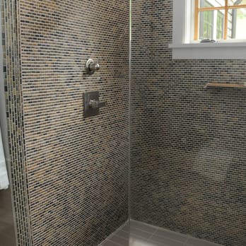 Breitzke Carpentry - a shower in a bathroom - General Contractors Near Me