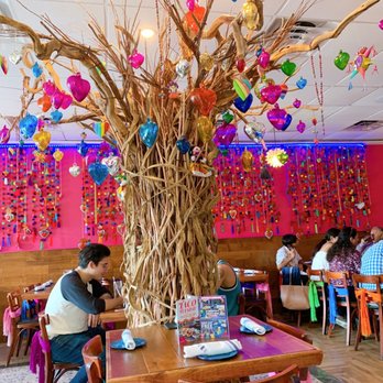 La Reyna - Authentic Mexican Cuisine - Creative decor - Mexican Near Me - Cooper City, Florida La Reyna - Authentic Mexican Cuisine - Creative decor - Mexican Near Me - Cooper City, Florida
