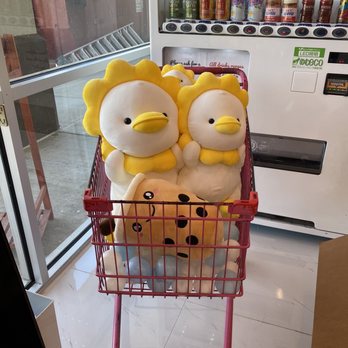 Reiwatakiya  - Cosmetics & Beauty Supply Near Me - Houston, Texas