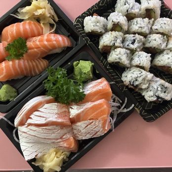 Daru Sushi - Salmon sushi, salmon belly sashimi, spicy tuna rolls - Sushi Bars Near Me - Bellflower, California Daru Sushi - Salmon sushi, salmon belly sashimi, spicy tuna rolls - Sushi Bars Near Me - Bellflower, California