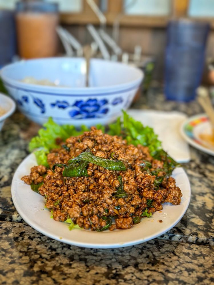 Sanamluang Cafe Hollywood