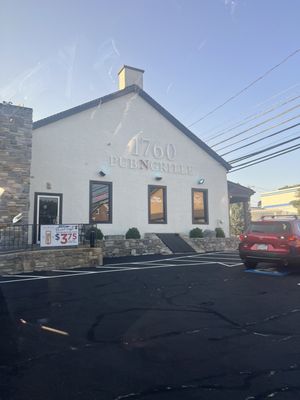 1760 Pub N Grille by null