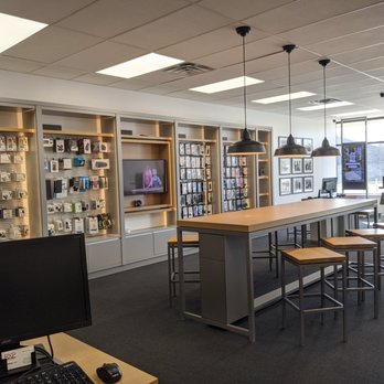Verizon Authorized Retailer - TCC - Mobile Phones Near Me - Eden Prairie, Minnesota Verizon Authorized Retailer - TCC - Mobile Phones Near Me - Eden Prairie, Minnesota