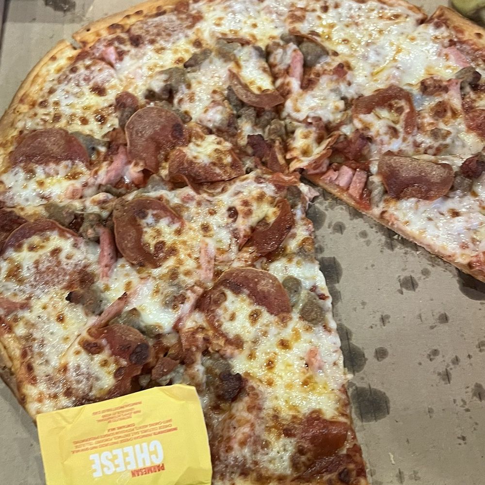 Papa John's Pizza - Meat pizza , lacking toppings around the edges - Pizza Near Me - Kaneohe, Hawaii Papa John's Pizza - Meat pizza , lacking toppings around the edges - Pizza Near Me - Kaneohe, Hawaii