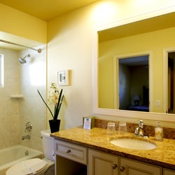 Palm Tree Villas - New bathroom with granite countertop & new fixtures.