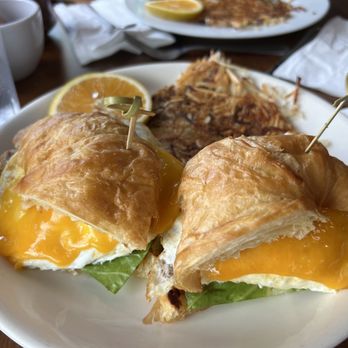 Maxine's Cafe - Sunrise Sandwich - Breakfast & Brunch Near Me - Los Angeles, California