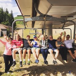 Group hike with a gourmet lunch stop on the mountain.