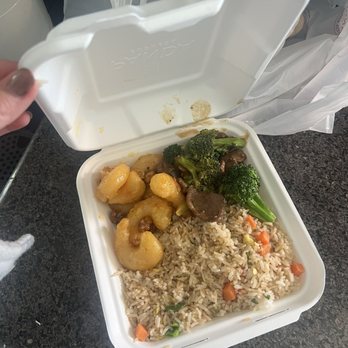 Panda Express - Very small portion ! Horrible fried rice ! - Chinese Near Me - Walnut, California