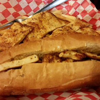 Cajun Corner - Chicken Po' Boy - Cajun/Creole Near Me - Pantego, Texas