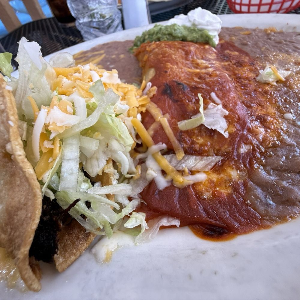 Mexico Lindo & Seafood Restaurant - Taco enchilada combo - Mexican Near Me - Wrightwood, California Mexico Lindo & Seafood Restaurant - Taco enchilada combo - Mexican Near Me - Wrightwood, California
