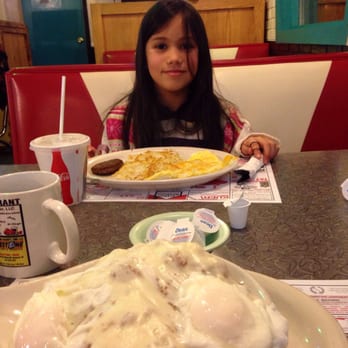 Tweedle Dee's - Duke breakfast for me and American breakfast for my date. - Diners Near Me - Rochester, Indiana Tweedle Dee's - Duke breakfast for me and American breakfast for my date. - Diners Near Me - Rochester, Indiana