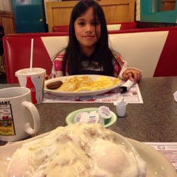 Tweedle Dee's - Duke breakfast for me and American breakfast for my date.