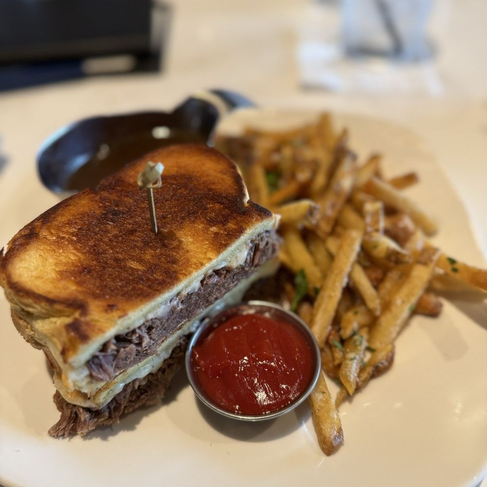 Burtons Grill & Bar - Short Rib Grilled Cheese - New American Near Me - Mansfield, Massachusetts Burtons Grill & Bar - Short Rib Grilled Cheese - New American Near Me - Mansfield, Massachusetts