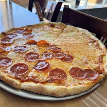 Bella's Pizzeria - Half pep and cheese - crispy crust and the sauce is delicious - Pizza Near Me - Casselberry, Florida Bella's Pizzeria - Half pep and cheese - crispy crust and the sauce is delicious - Pizza Near Me - Casselberry, Florida