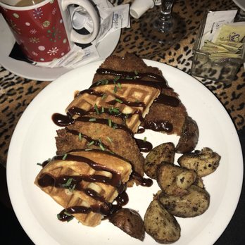 Maxine's On Shine - Spicy chicken and waffles - New American Near Me - Orlando, Florida Maxine's On Shine - Spicy chicken and waffles - New American Near Me - Orlando, Florida
