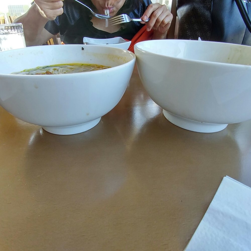 Pho 123 - Side view - Vietnamese Near Me - Brampton, Ontario