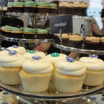 Georgetown Cupcake - Cupcakes Near Me - Washington, DC, District of Columbia