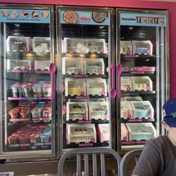 Baskin-Robbins - Cakes on display for sale - Ice Cream & Frozen Yogurt Near Me - Bakersfield, California Baskin-Robbins - Cakes on display for sale - Ice Cream & Frozen Yogurt Near Me - Bakersfield, California