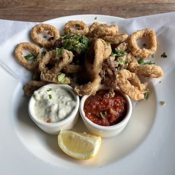 Yard House - Fried Calamari - Bars Near Me - Norwalk, Connecticut Yard House - Fried Calamari - Bars Near Me - Norwalk, Connecticut