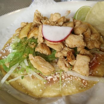 Mi Pueblito - Tostadas de pollo - Mexican Near Me - Kearny, New Jersey