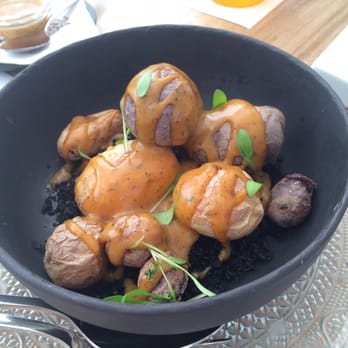 Sa Brisa - Potatoes from around the world with spicey sauce and black Panko crumbs - Gastropubs Near Me - Ibiza, PM Sa Brisa - Potatoes from around the world with spicey sauce and black Panko crumbs - Gastropubs Near Me - Ibiza, PM