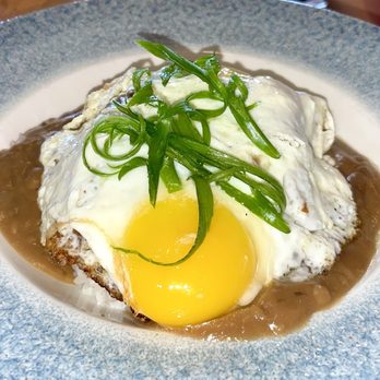 Deck. - Loco moco - Hawaiian Near Me - Honolulu, Hawaii