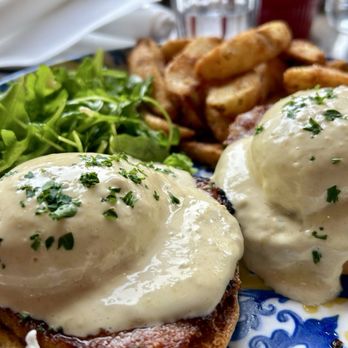 Nodo Liberty - Italian Near Me - Toronto, Ontario