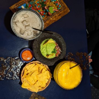 Mariachi's Restaurant - Amazing vibe, great service - Mexican Near Me - Toronto, Ontario
