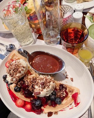Janine Café-Brunch by null