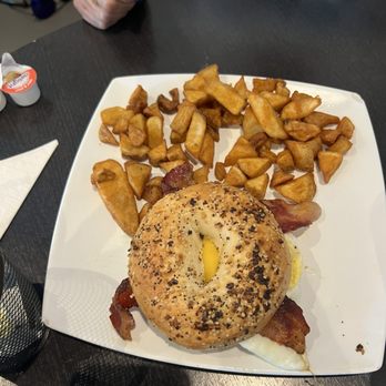 CanopyRoad Cafe - Breakfast & Brunch Near Me - Tampa, Florida CanopyRoad Cafe - Breakfast & Brunch Near Me - Tampa, Florida
