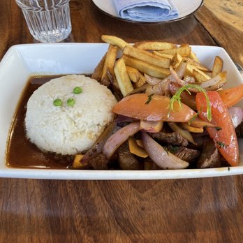 Limón - Steak fritas - Peruvian Near Me - Oakland, California