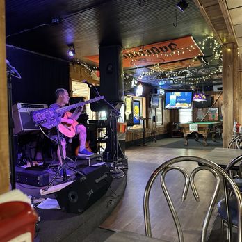 Jerry’s Pub And Restaurant - Saturday night, pool tables and band - Pubs Near Me - Brooklyn, Michigan Jerry’s Pub And Restaurant - Saturday night, pool tables and band - Pubs Near Me - Brooklyn, Michigan