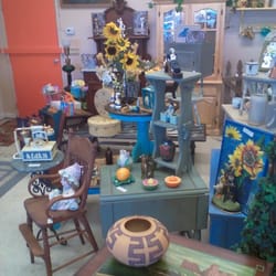 Weston Corner Consignment - Here are some pictures of the store!!!