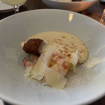 St Lawrence Restaurant - French Near Me - Vancouver, British Columbia
