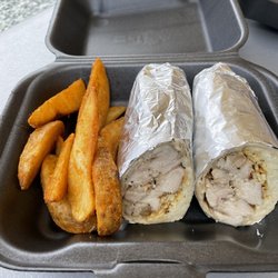Galaxy Burgers - Pechuga de Pollo Wrap con papas wedge